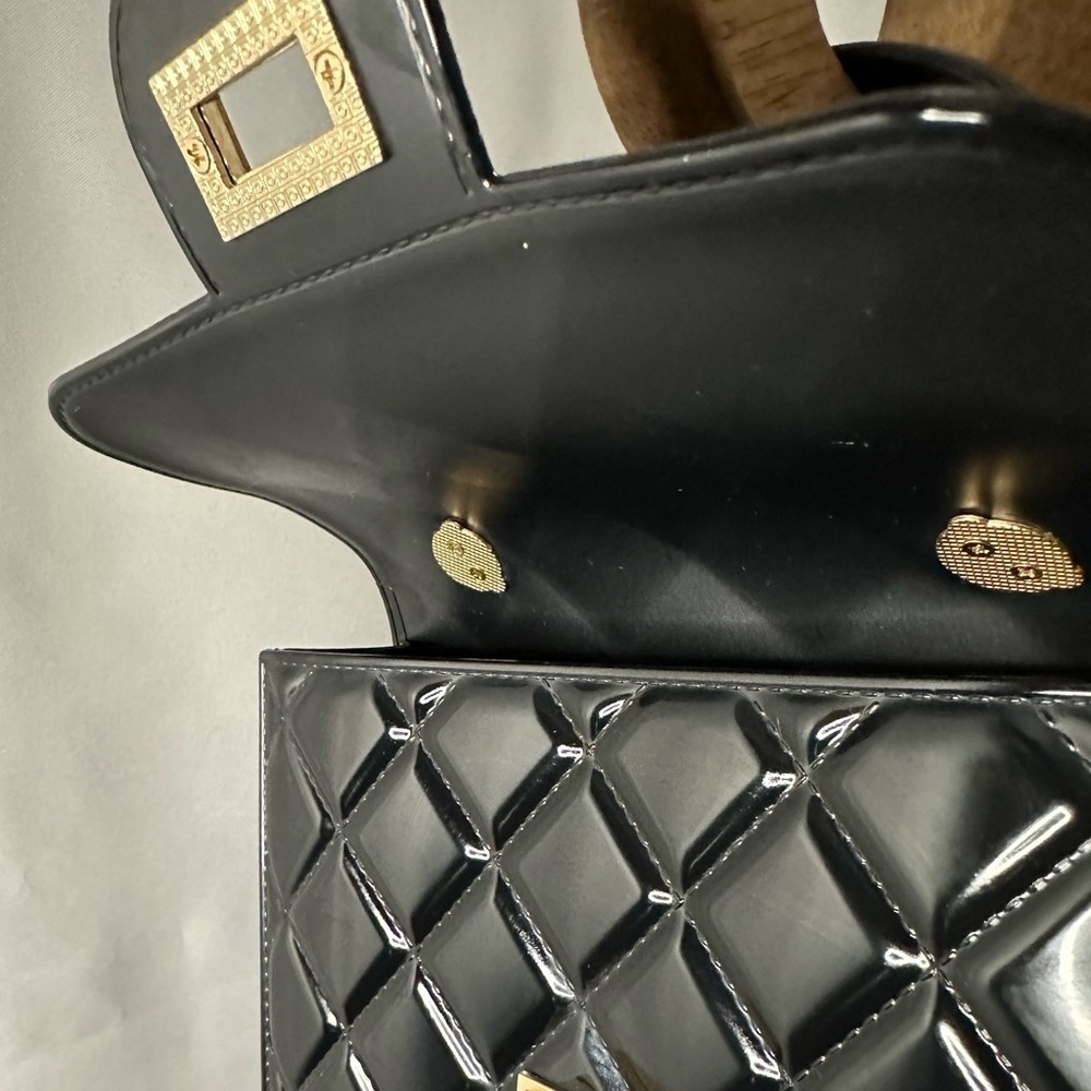 Womens Quilted Black Crossbody Bag Classic Top Handle Chain Link Faux Leather S - Picture 4 of 10